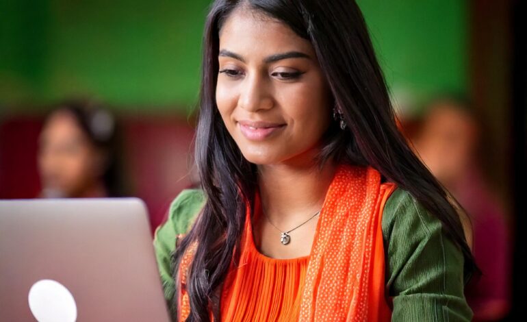 The Ultimate Guide to Finding Online Jobs in India: Tips, Tricks, and Resources